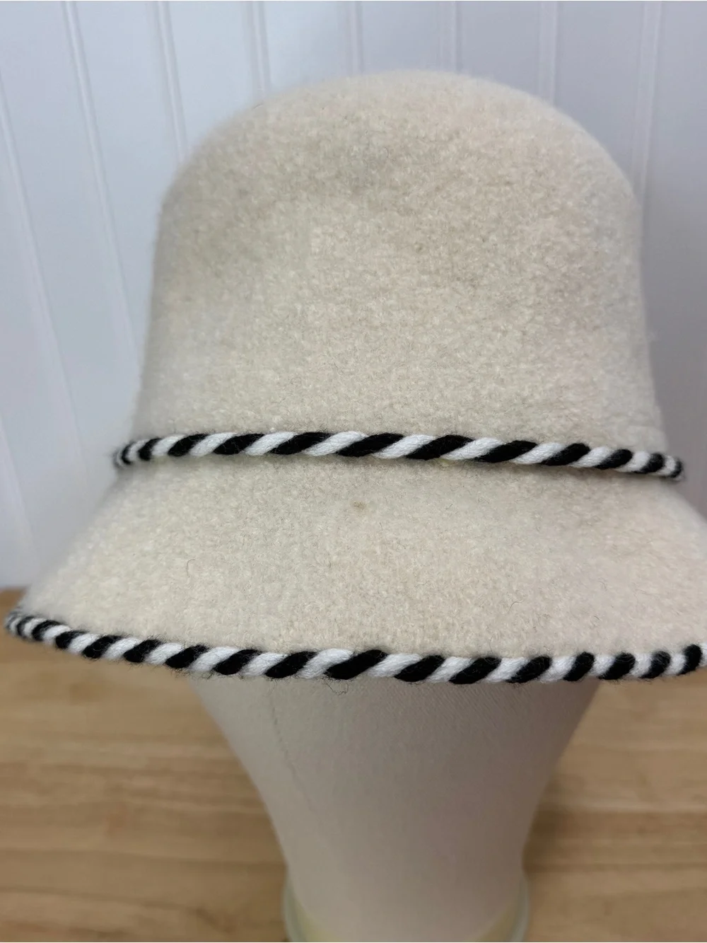 Winter Hat Women's Wool Cloche Bucket Hat Cream Black Flowers Stylish Retro